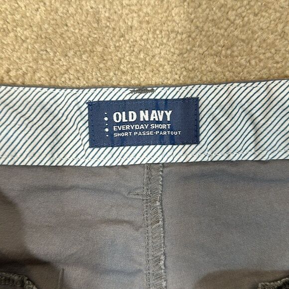 Old Navy Grey Everyday Short Summer Closet Staple Cotton Women Size 10 - Picture 7 of 8